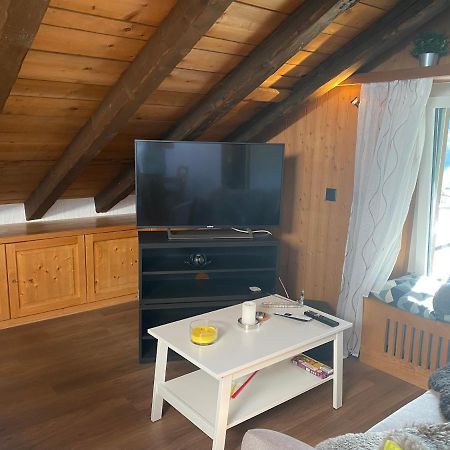 Dachwohnung In Der Mitte Von Laax-Dorf Dış mekan fotoğraf